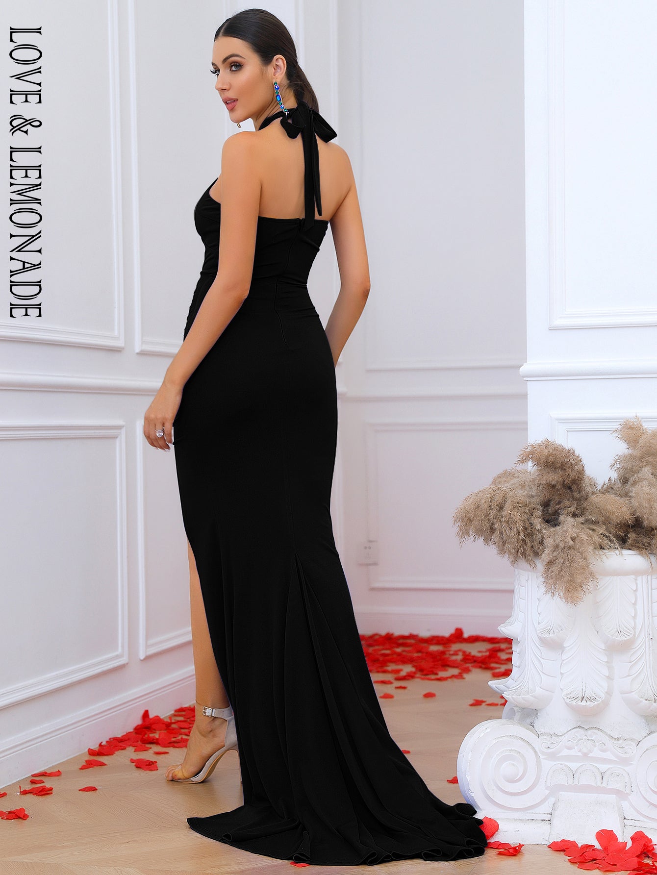 LOVE&amp;LEMONADE Sexy Black Cross Strap Halter Wrap Chest Slit A-Line Party Maxi Dress LM84344