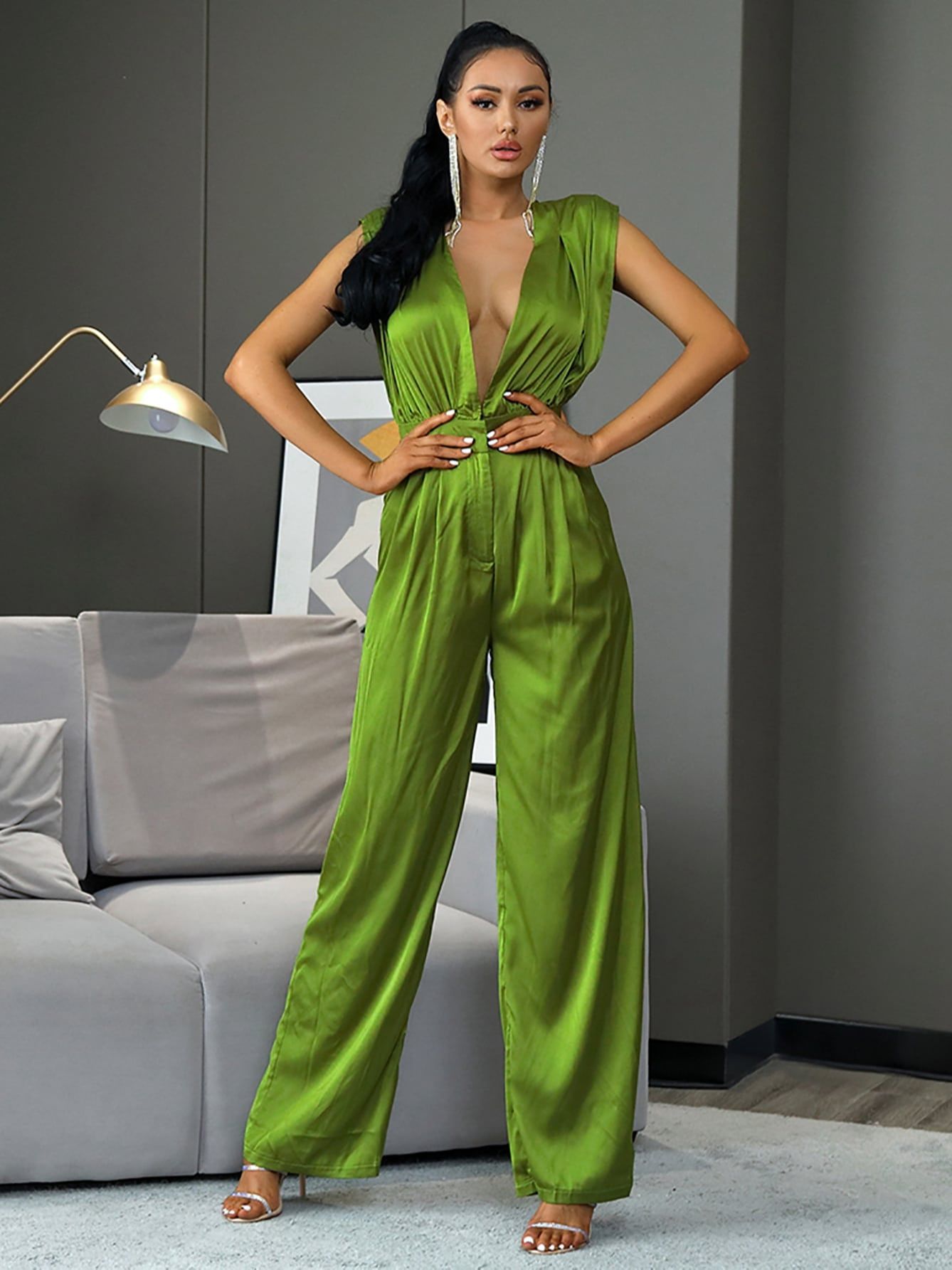 LOVE&amp;LEMONADE Sexy Deep V-Neck Open Back Loose Wide Leg Shape Jumpsuit LM82918