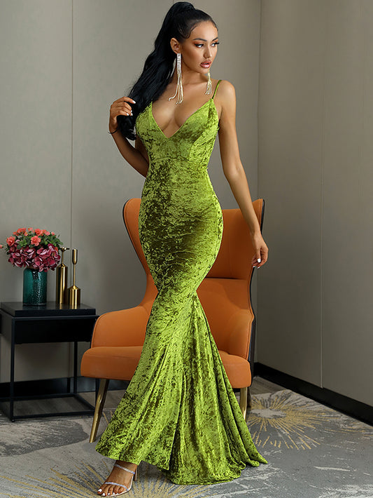 LOVE&amp;LEMONADE Sexy Deep V-Neck Open Back Reflective Green Elastic Velvet Material Fishtail Shape Party Maxi Dress LM80119-2