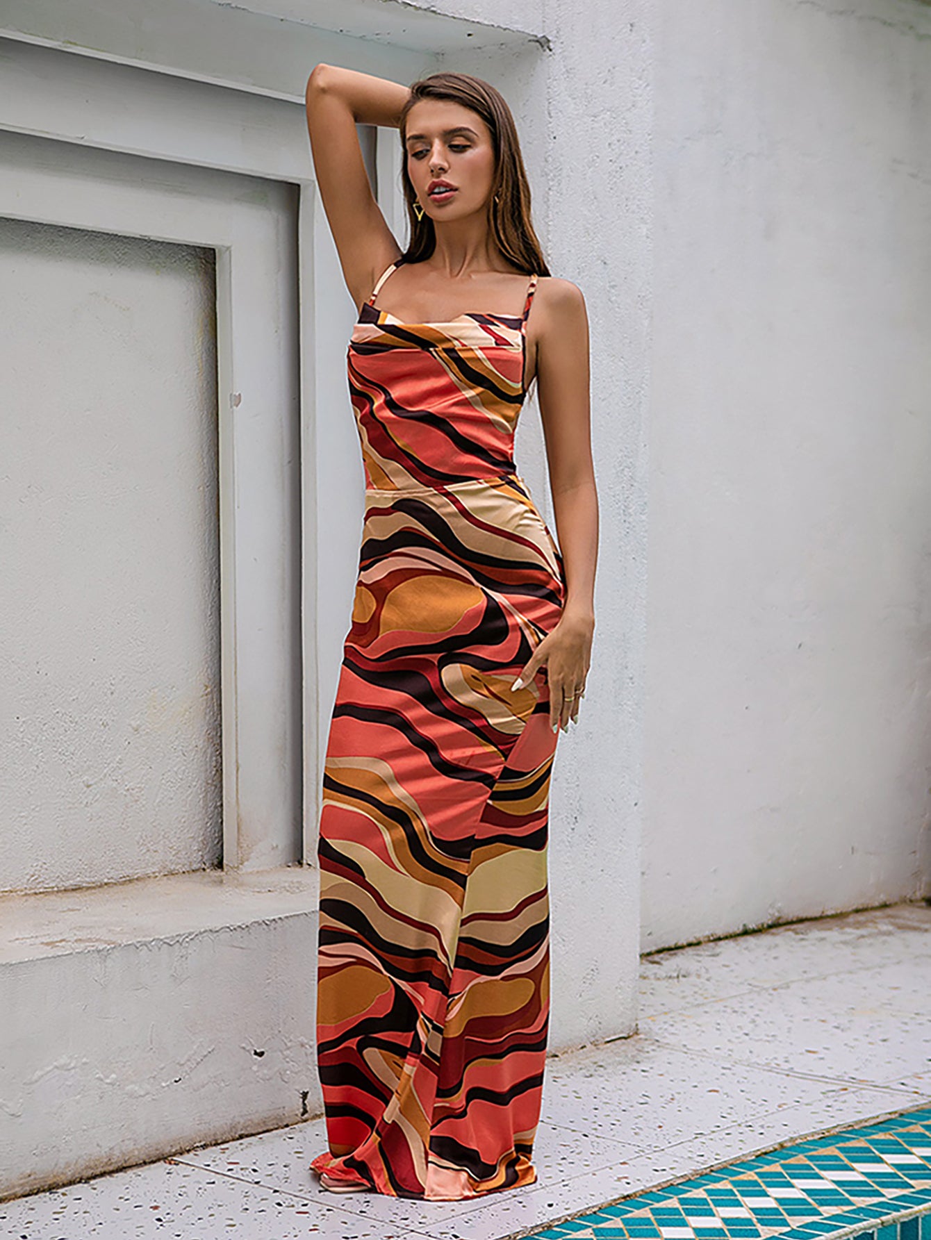 LOVE&amp;LEMONADE Sexy Drop Collar Open Back Cross Straps Orange Print Fit Maxi Dress LM83229-1