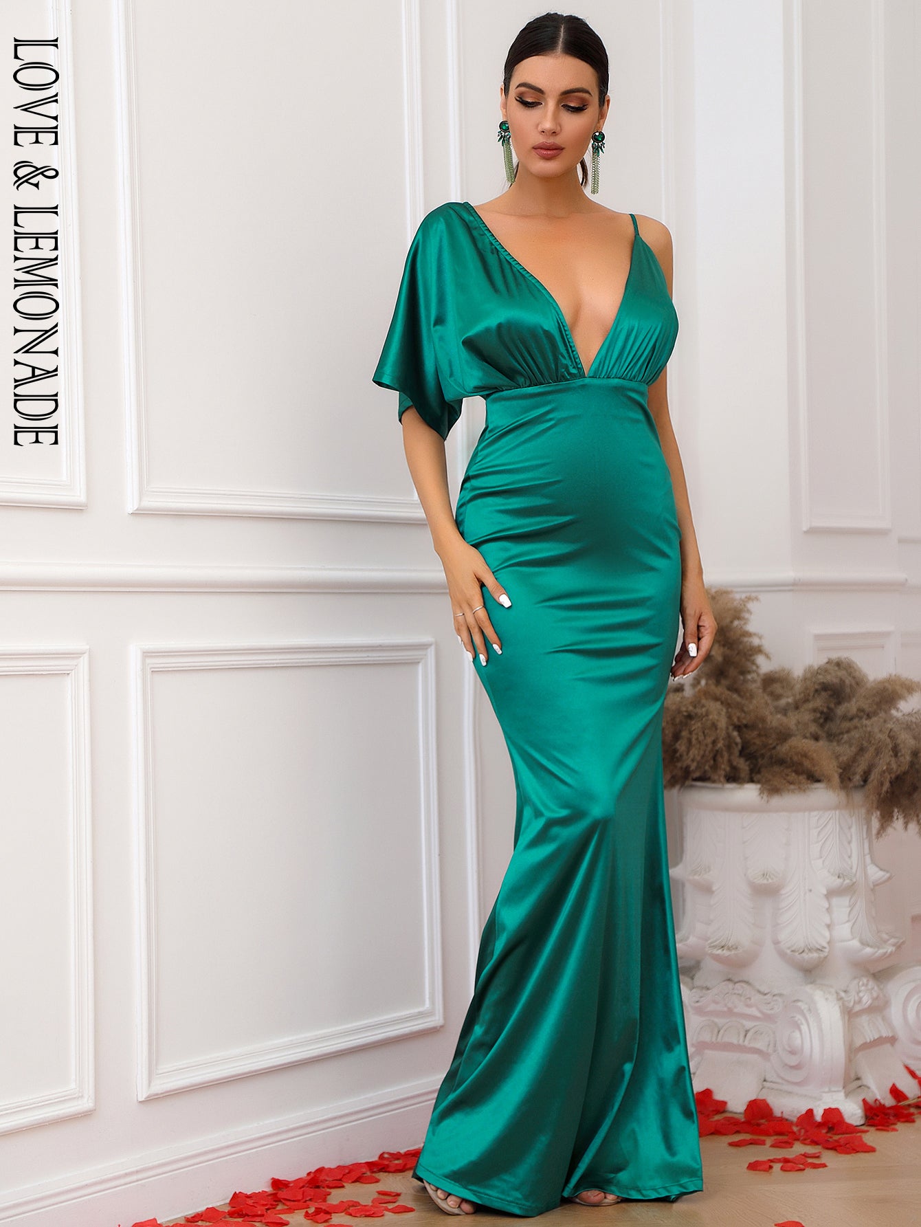 LOVE&amp;LEMONADE Sexy Green Deep V Neck Backless Ruffle Sleeves Sequin Party Maxi Dress LM84071