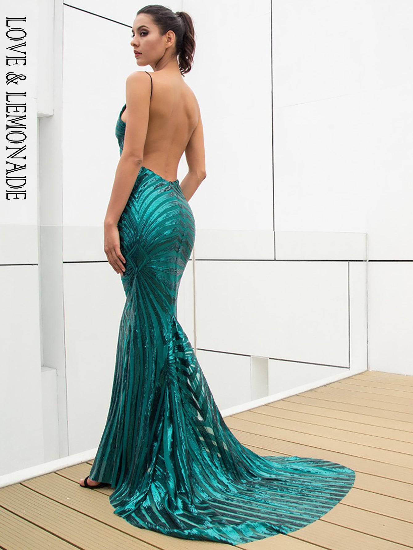 LOVE&amp;LEMONADE Sexy Green Deep V Neck Open Back Geometry Sequins Long Dress  LM81225