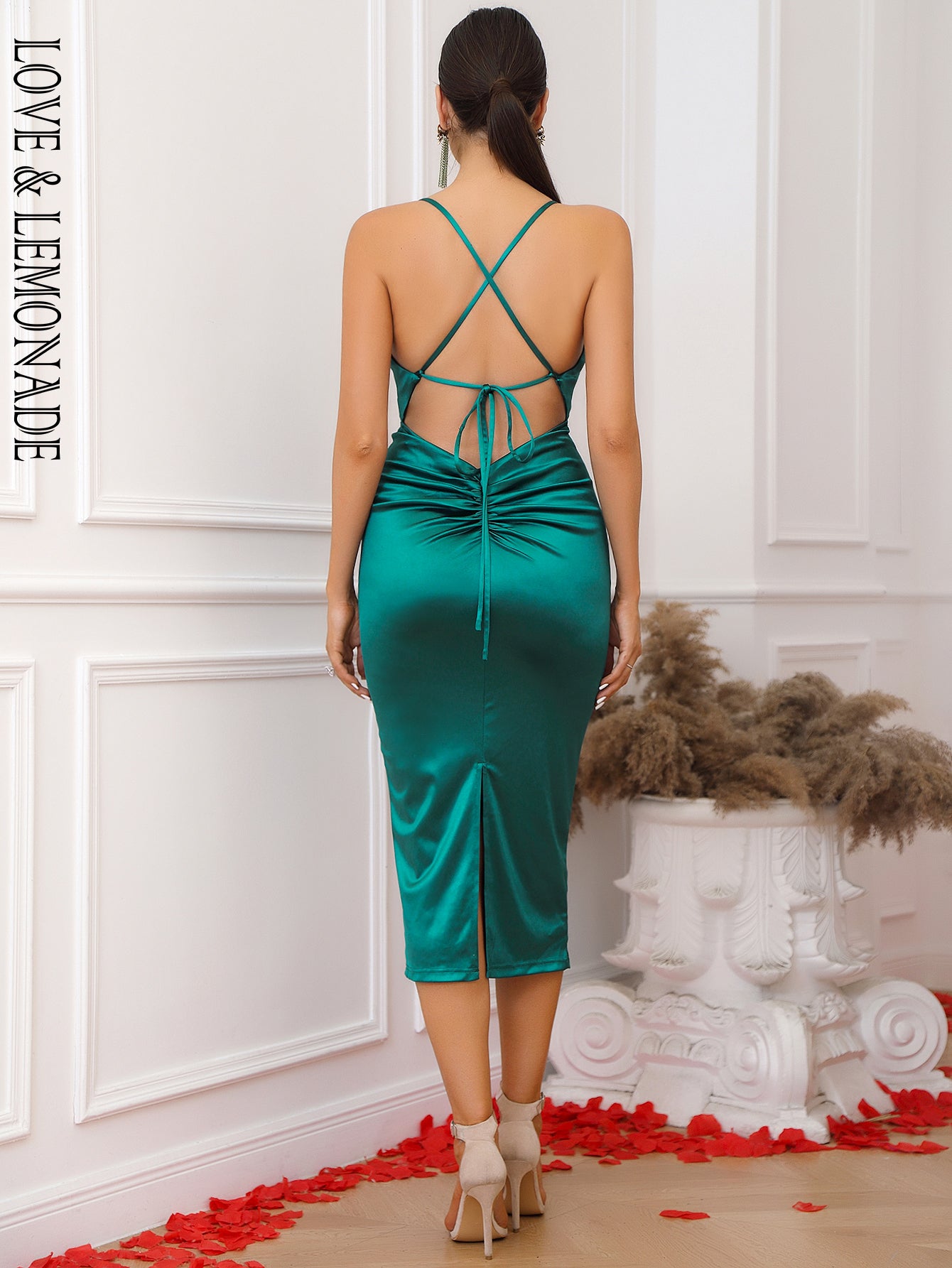 LOVE&amp;LEMONADE Sexy Green Deep V Neck Strapless Sleeveless Tunic Party Midi Dress  LM84279