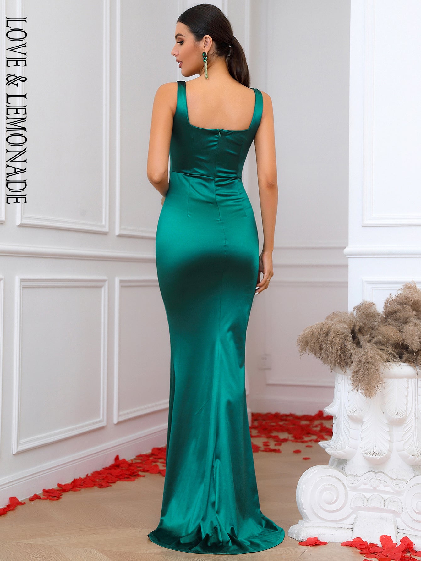 LOVE&amp;LEMONADE Sexy Green Square Neck Halter Strap Sequin Party Maxi Dress  LM84070