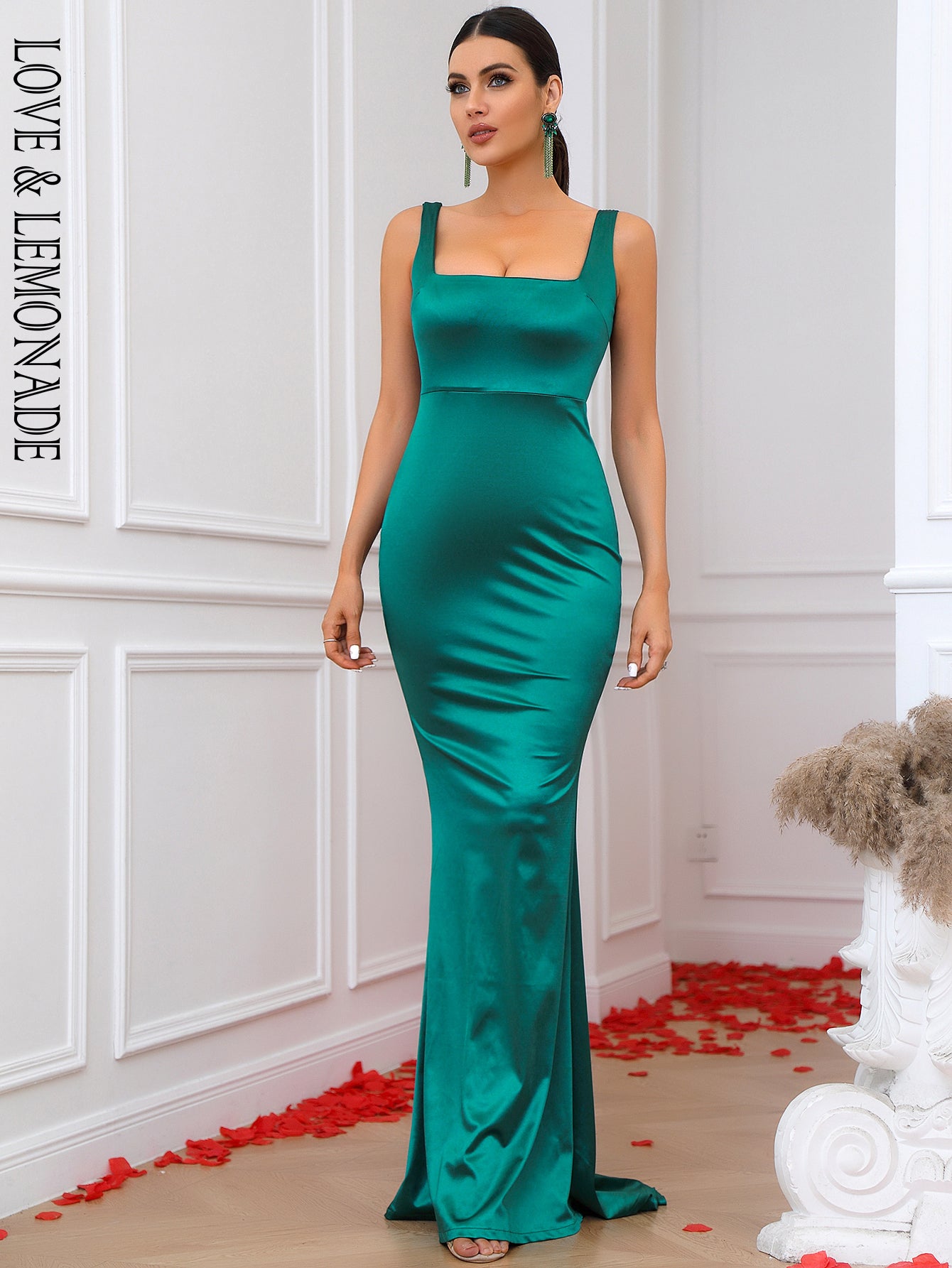 LOVE&amp;LEMONADE Sexy Green Square Neck Halter Strap Sequin Party Maxi Dress  LM84070